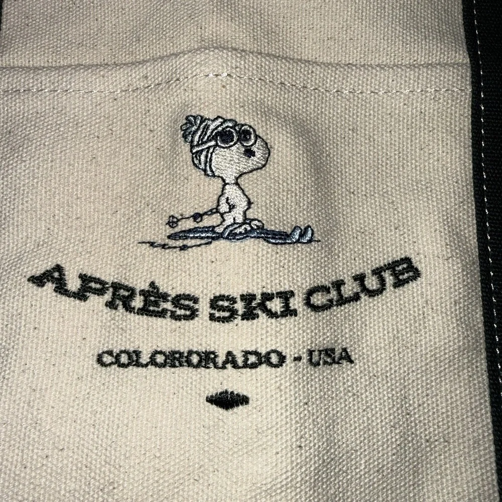 NWT American Eagle Peanuts Snoopy Apres Ski Club Canvas Tote Bag Colorado